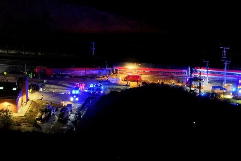 Spain train drivers call 3-day strike after deadly accidents: union